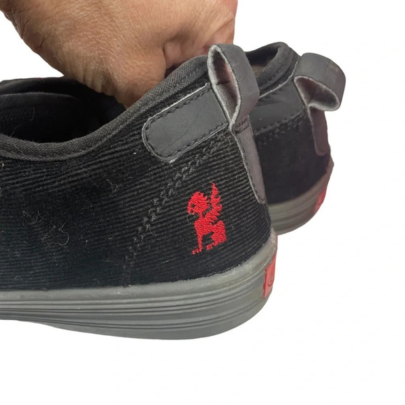 Mens Chrome black corduroy sneakers size 9. Great condition - Picture 6 of 6